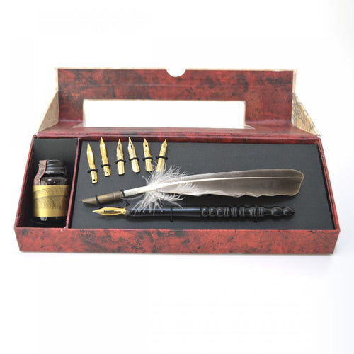 Scriere caligrafica cu toc