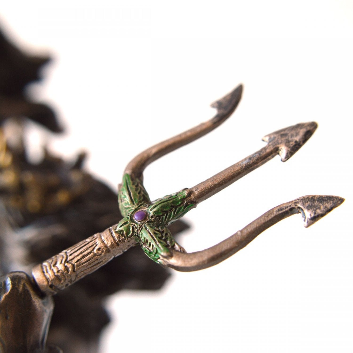 Poseidon, statueta rasina si bronz