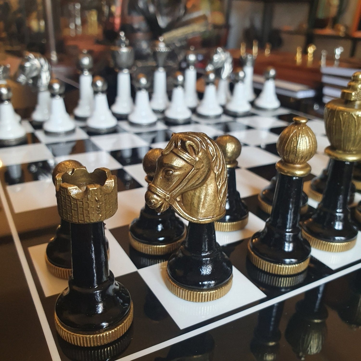 Set de sah - lemn lacuit 

